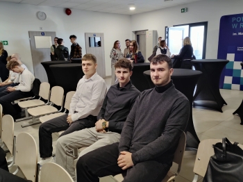 2f1beac1-572e-4775-8d8d-e372c0da8e87